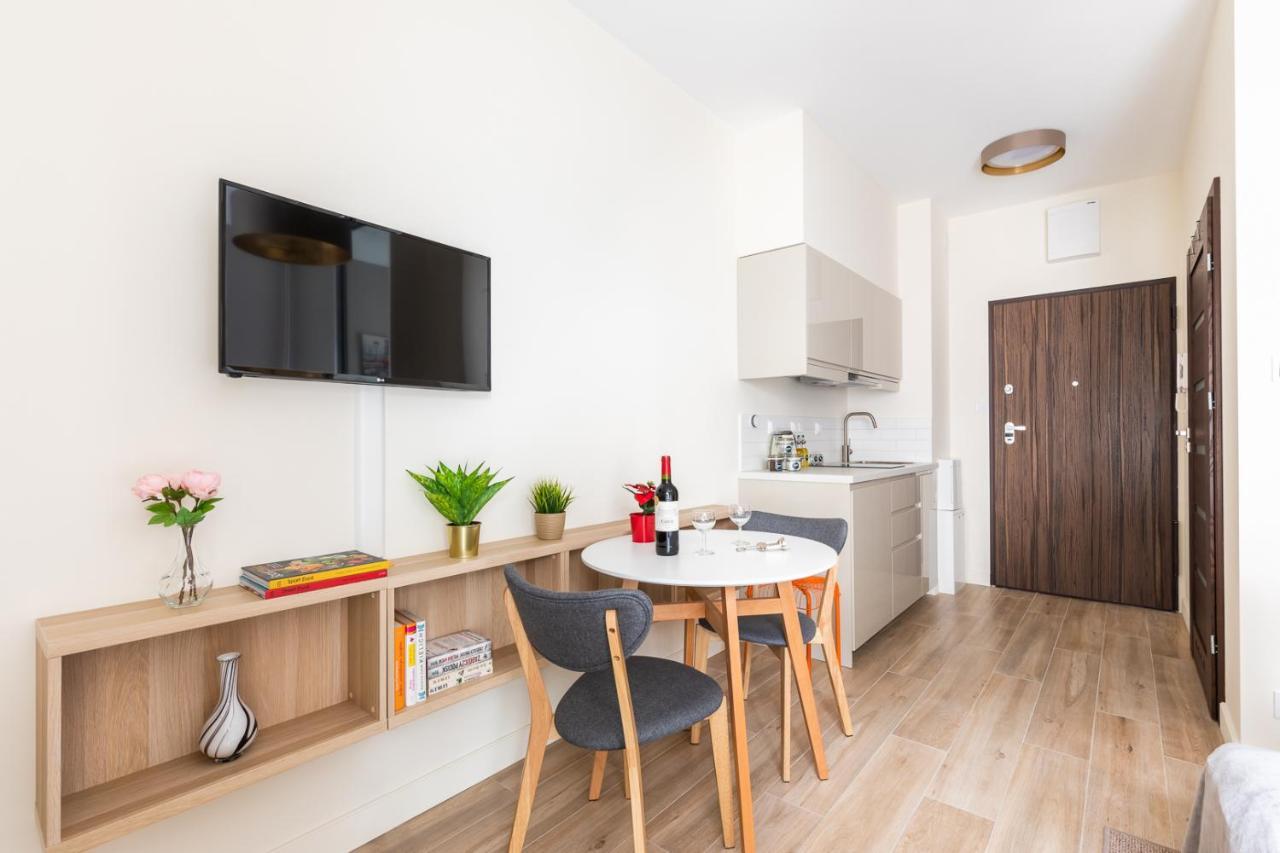 Pawia 51 - Comfort Studio By Noclegi Renters Varşova Dış mekan fotoğraf